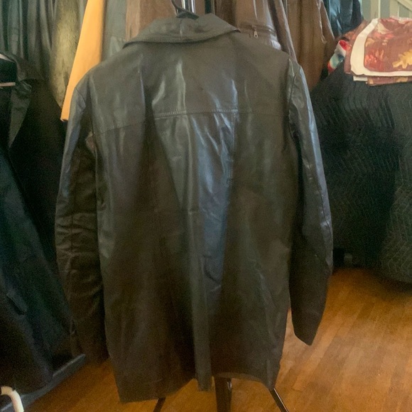 Hides at Alexander leather jacket - Picture 3 of 4